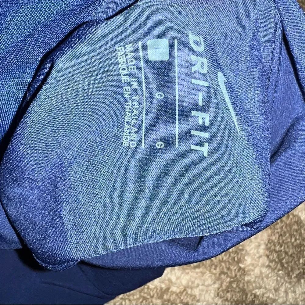 Nike Dri Fit tank size L - Picture 3 of 6